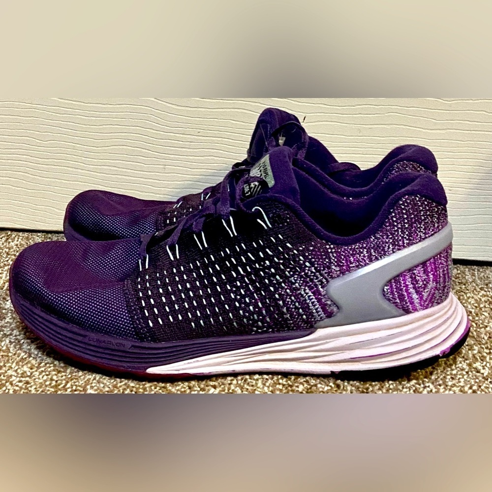 Nike Lunar Glide 7 Womens size 8.5 water repellent sneaker 803567-500